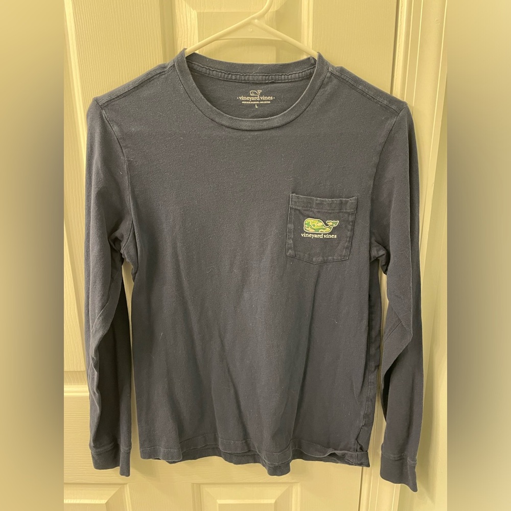 Vineyard Vines blue long sleeve camo whale logo